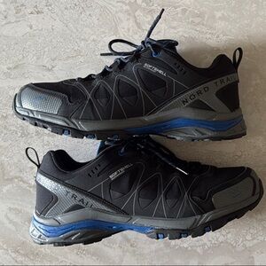 Men's Black and Blue Waterproof Trail Shoes